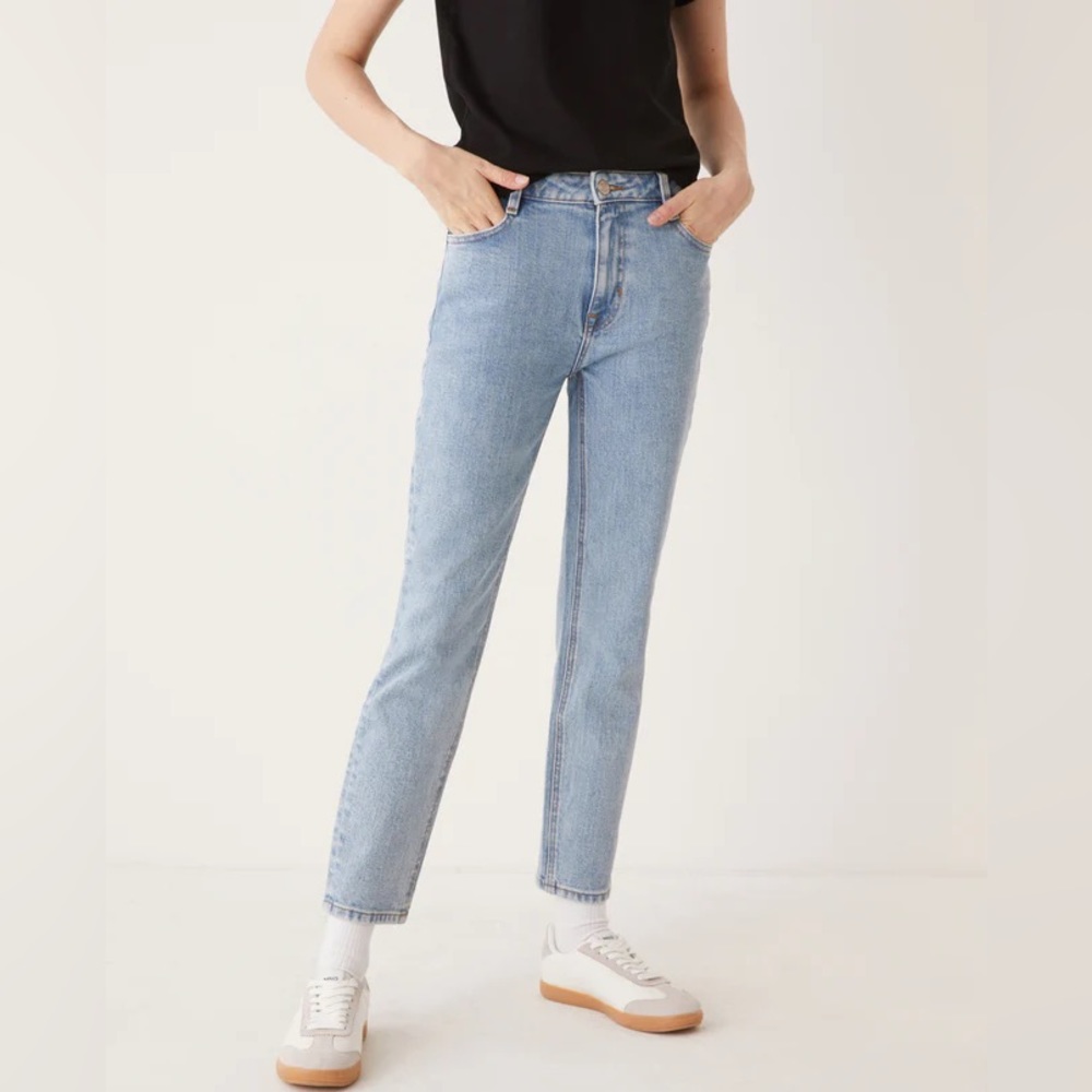 NWOT Frank & Oak High waist “Mom” jeans